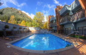 Отель Shadow Mountain Lodge  Аспен